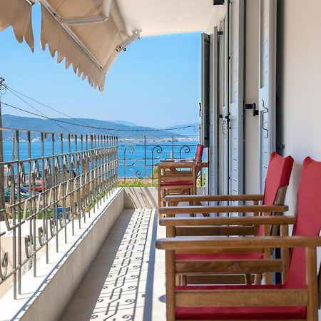 Axs First Floor Apartment Aegina Town Zewnętrze zdjęcie