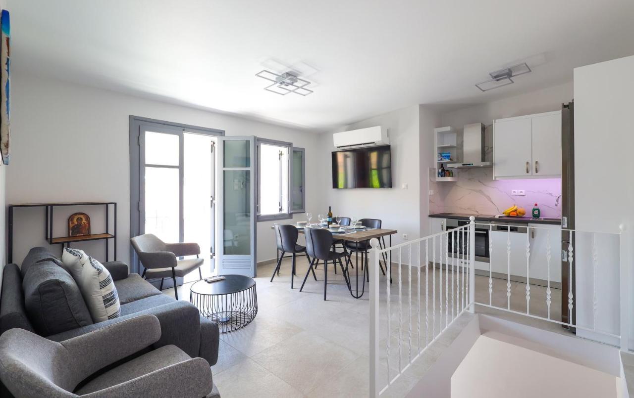 Axs First Floor Apartment Aegina Town Zewnętrze zdjęcie