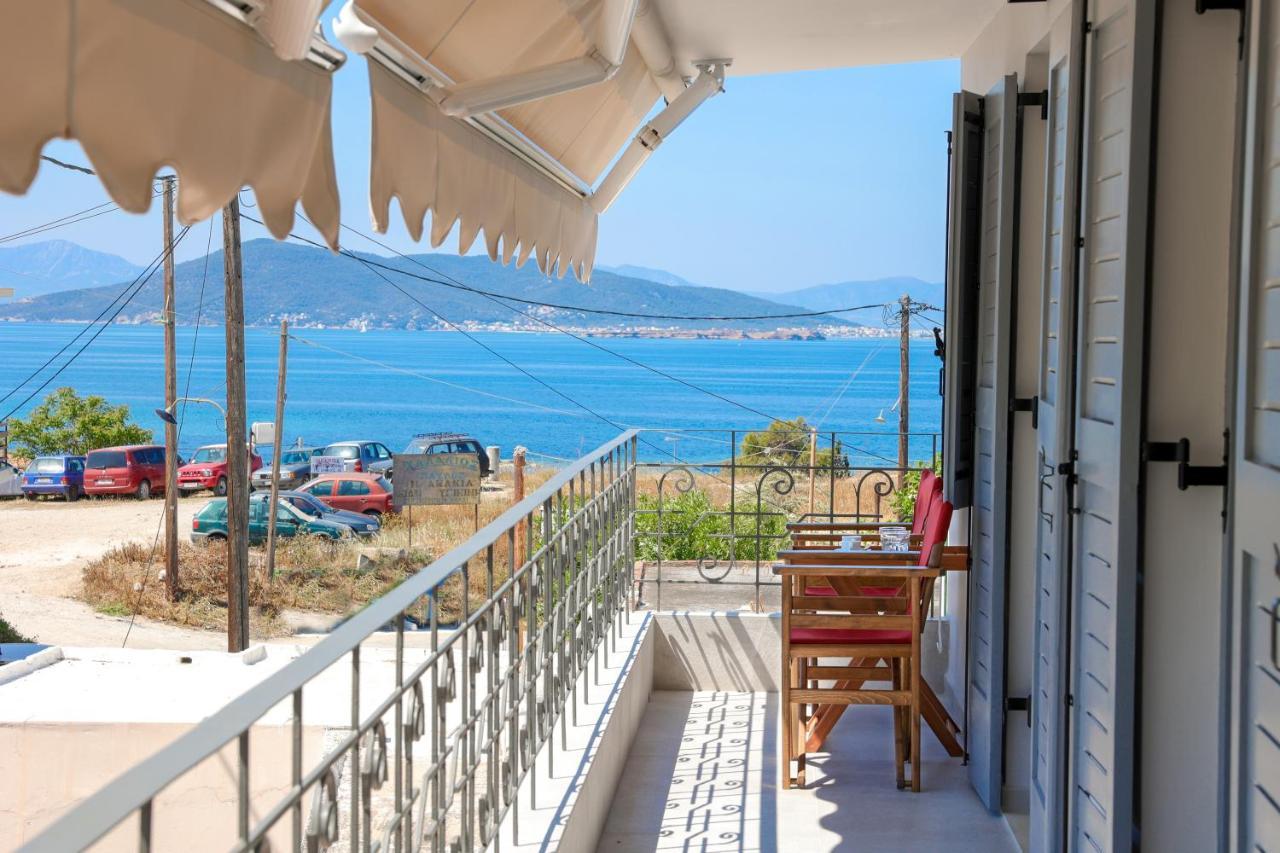Axs First Floor Apartment Aegina Town Zewnętrze zdjęcie
