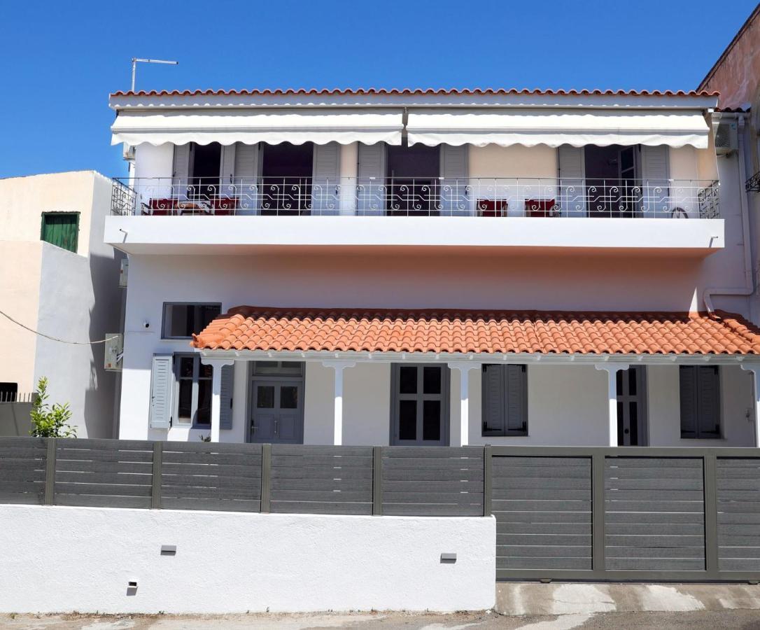 Axs First Floor Apartment Aegina Town Zewnętrze zdjęcie