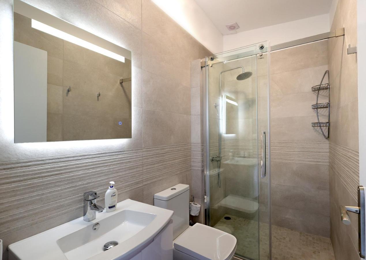 Axs First Floor Apartment Aegina Town Zewnętrze zdjęcie